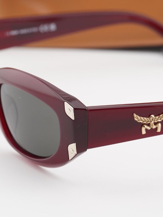MCM MW0006 69A Oval Sunglasses – Bordeaux / Brown main image 9